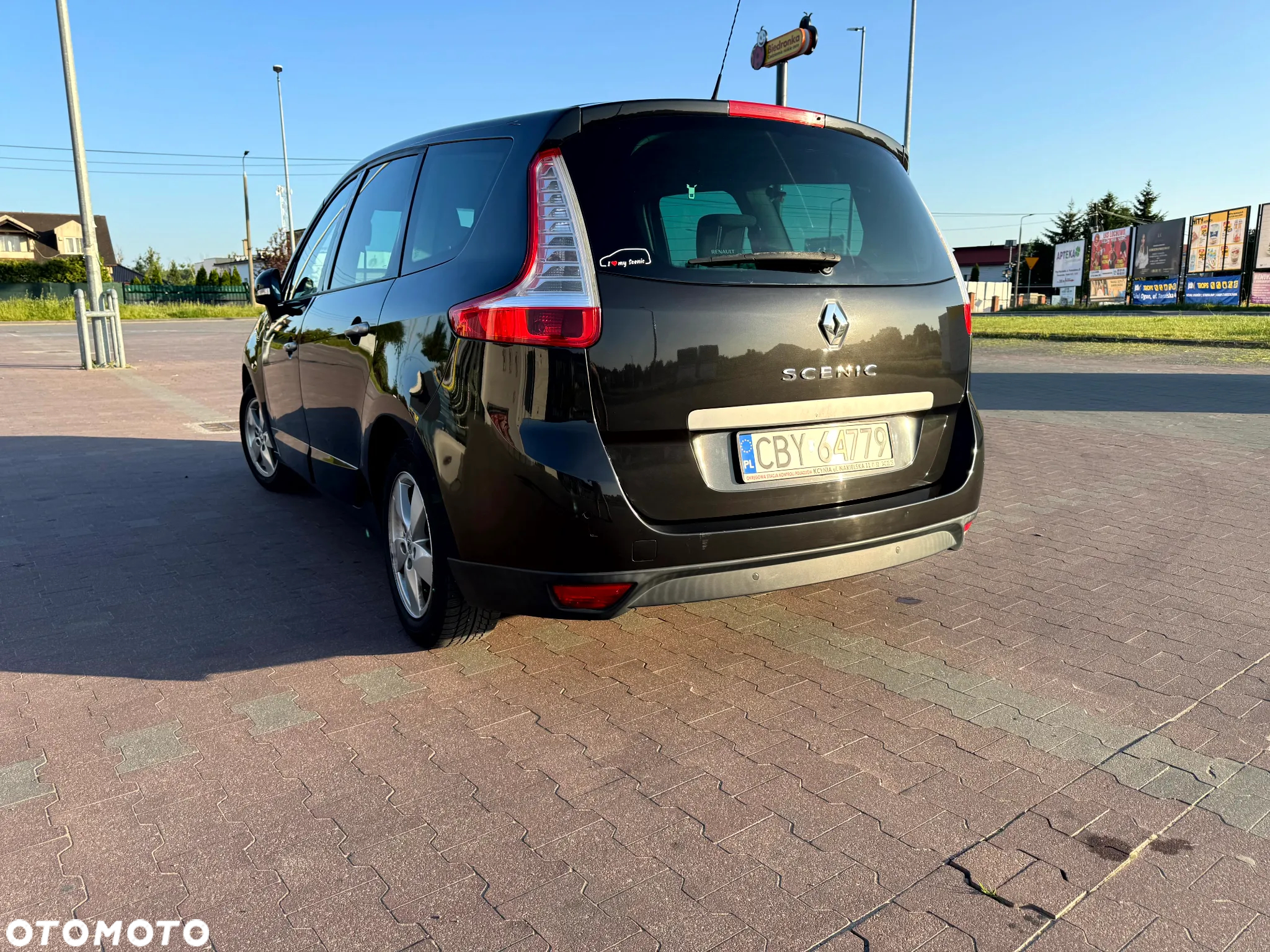Renault Grand Scenic 1.6 16V 110 Dynamique - 7