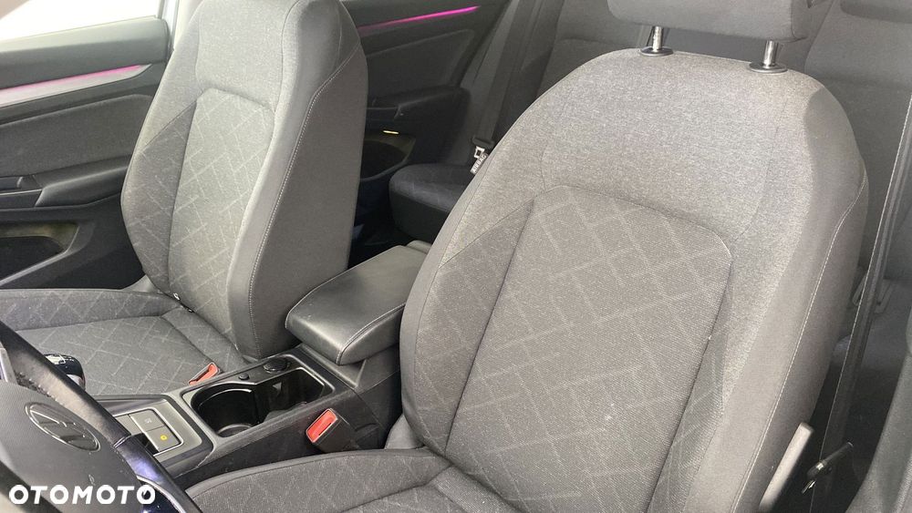 Volkswagen Golf 2.0 TDI Life - 11