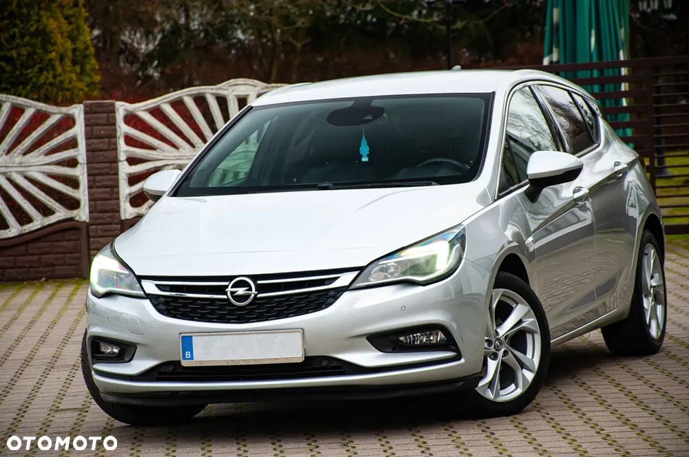 Opel Astra 1.4 Turbo Innovation - 1