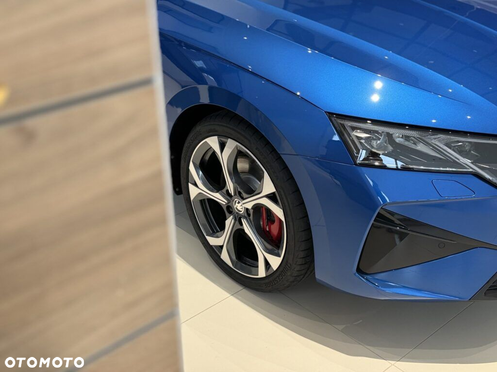 Skoda Octavia 2.0 TSI RS DSG - 8