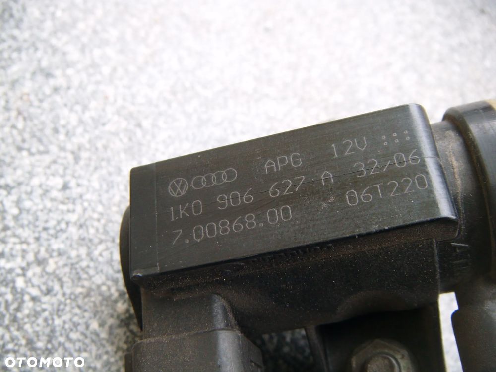 vw golf V 1.9 tdi zawór podciśnienia 1k0906627a - 2