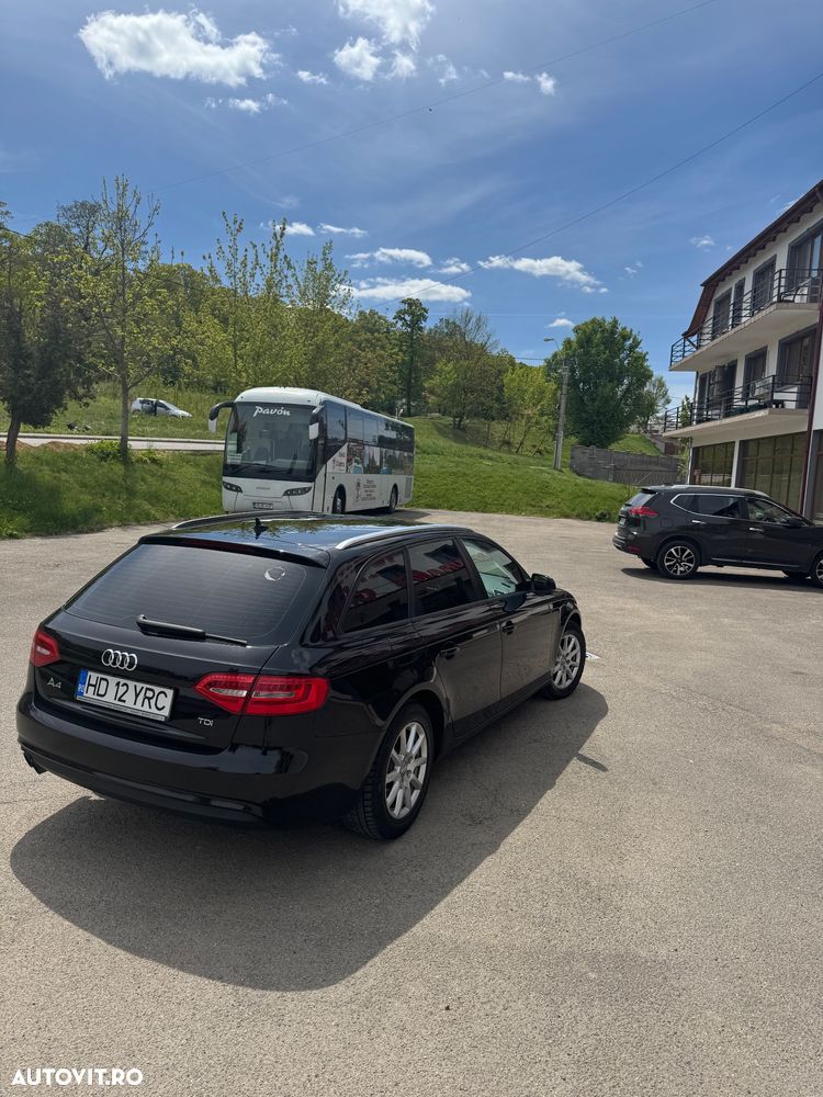 Audi A4 2.0 TDI DPF Attraction - 3