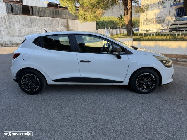 Renault Clio 1.5 dCi Confort - 4