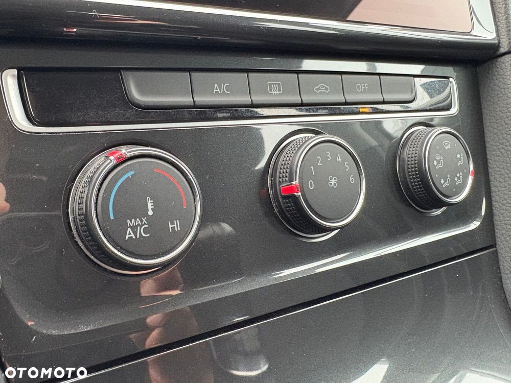 Volkswagen Golf 1.0 TSI Trendline - 22