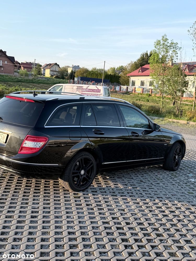 Mercedes-Benz Klasa C 250 CDI DPF Automatik BlueEFFICIENCY SPORT EDITION - 4