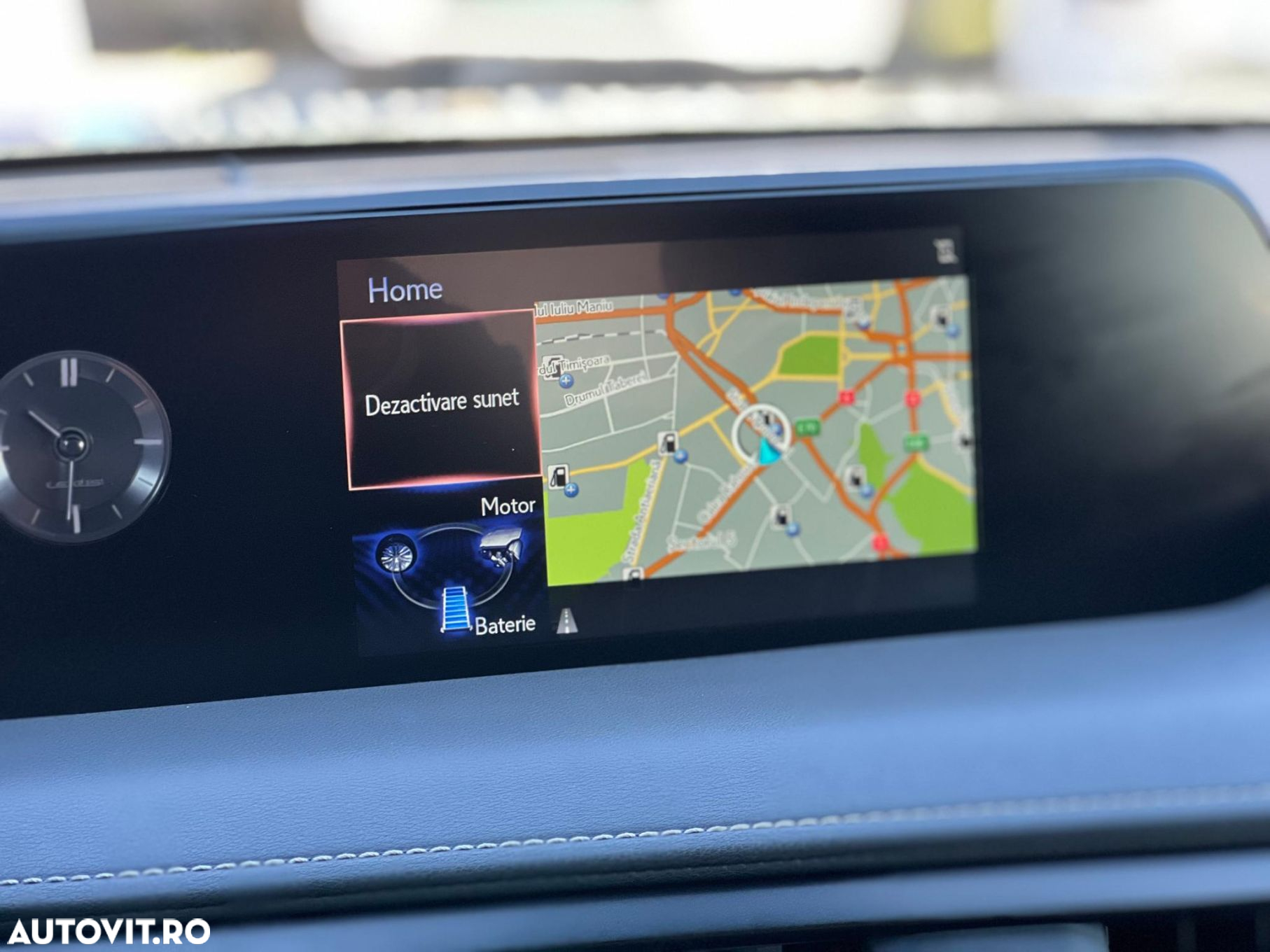 Lexus UX - 16