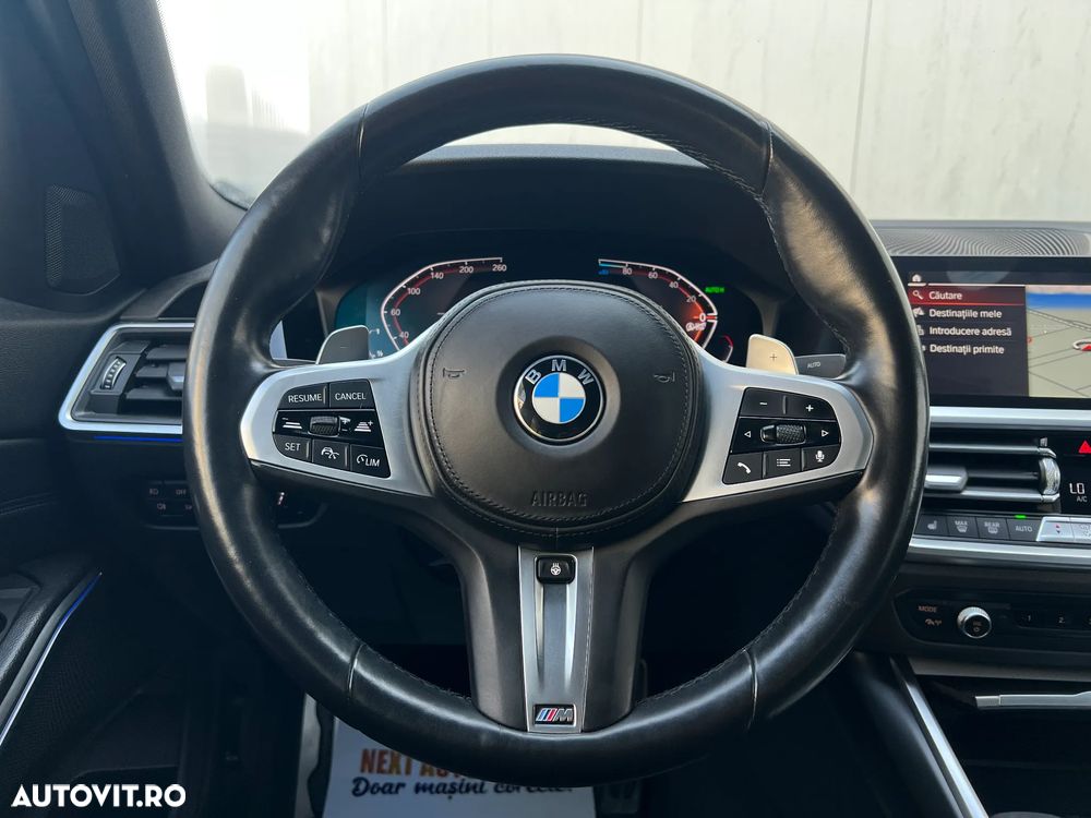 BMW Seria 3 320d xDrive AT MHEV - 14