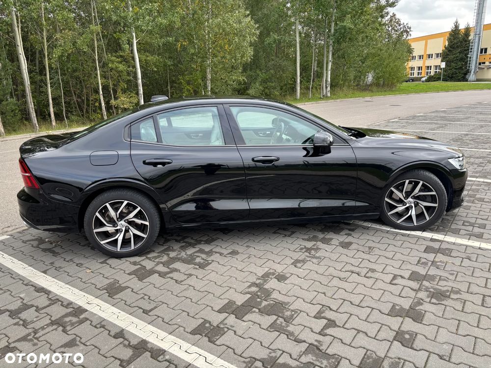 Volvo S60 T6 AWD Momentum Pro - 9