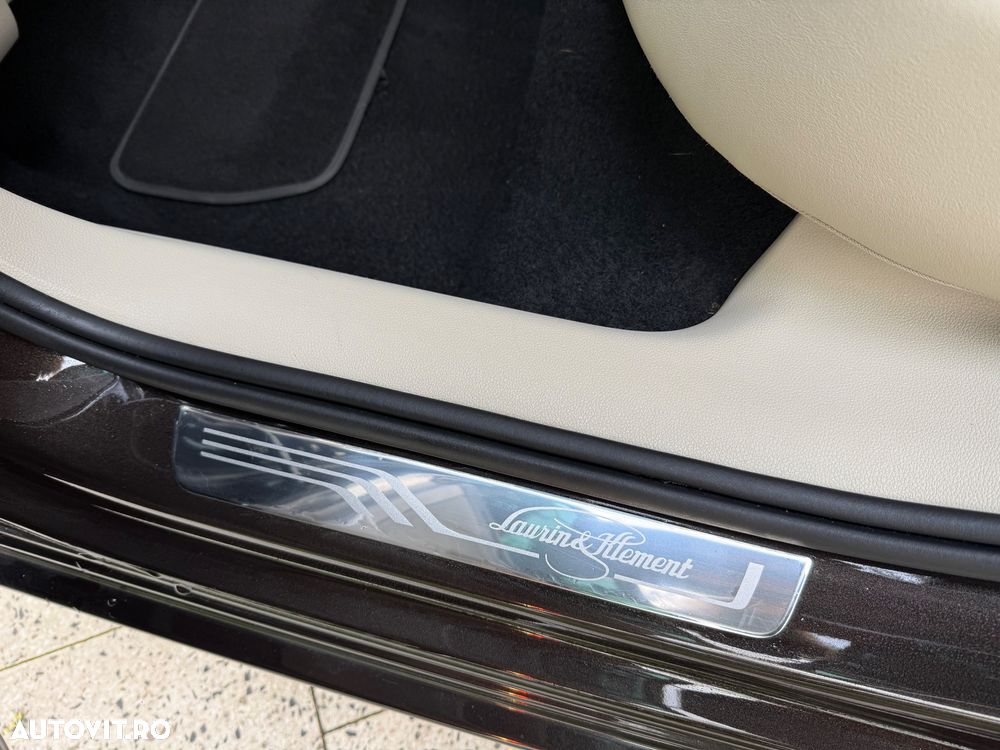 Skoda Superb 2.0 TDI DSG Laurin & Klement - 30