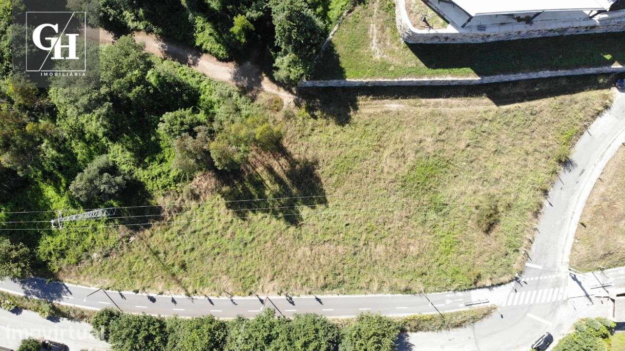 Terreno para Construção de 3 Moradias | Outiz, Vila Nova de Famalicão - Grande imagem: 4/22