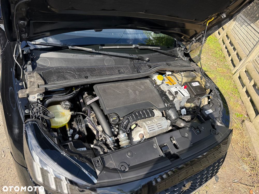 Peugeot 208 1.2 PureTech GT S&S EAT8 - 27