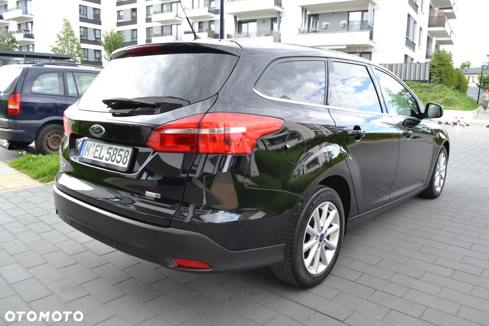Ford Focus 1.0 EcoBoost Start-Stopp-System TITANIUM STYLE - 5