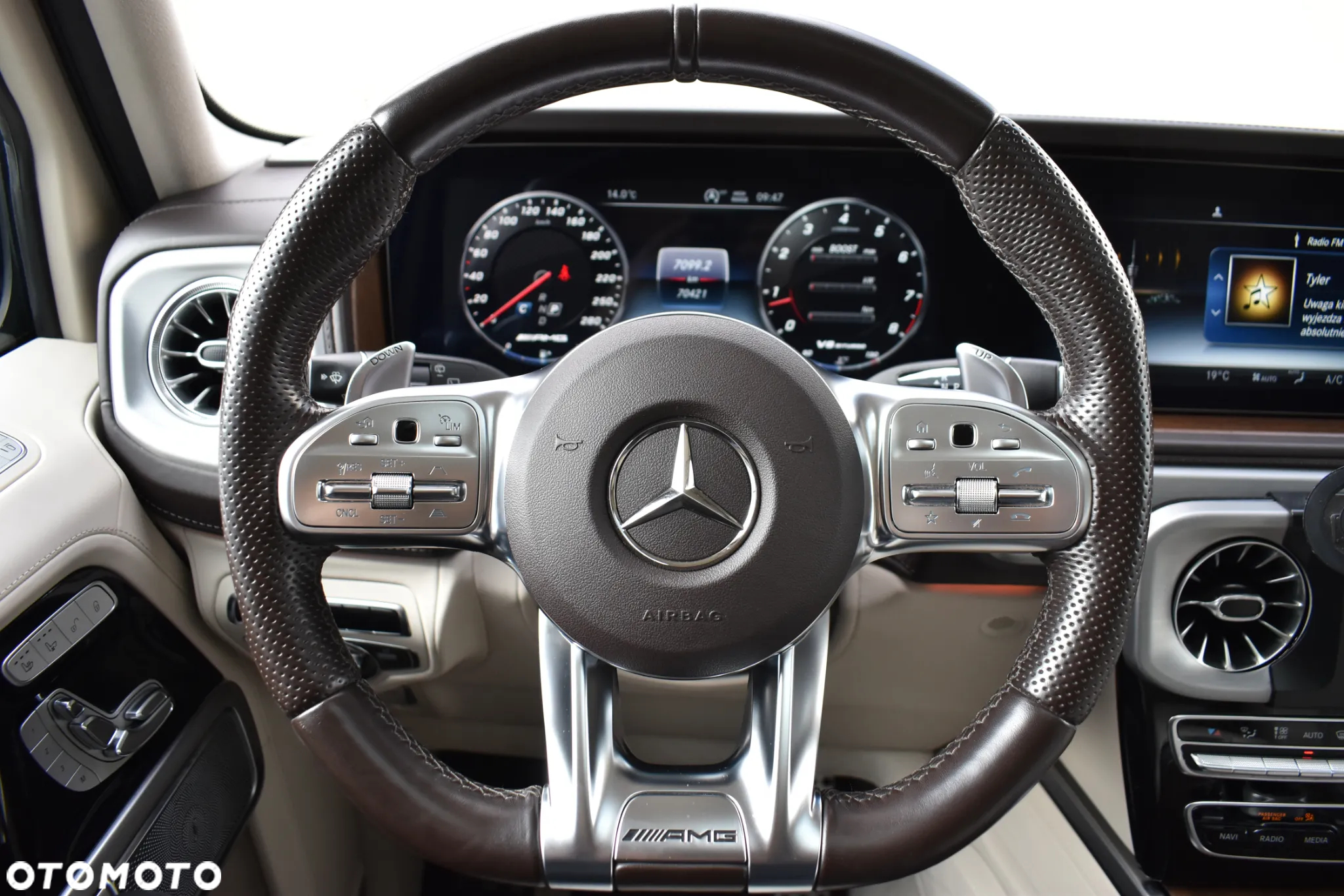 Mercedes-Benz Klasa G AMG 63 AMG Speedshift 9G-TRONIC - 17