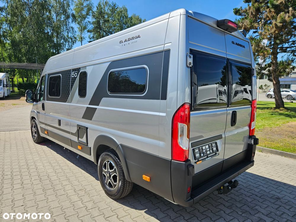 Adria Twin 640 SGX - 4