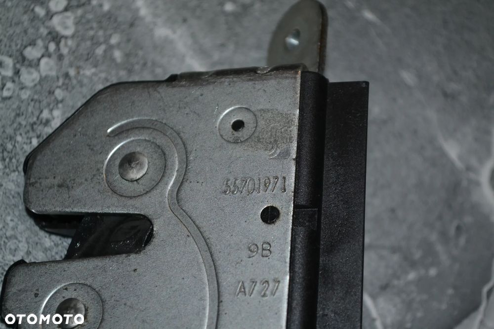 FIAT 500 BRAVO OPEL CORSA D ZAMEK KLAPY BAGAŻNIKA 55701971 - 3