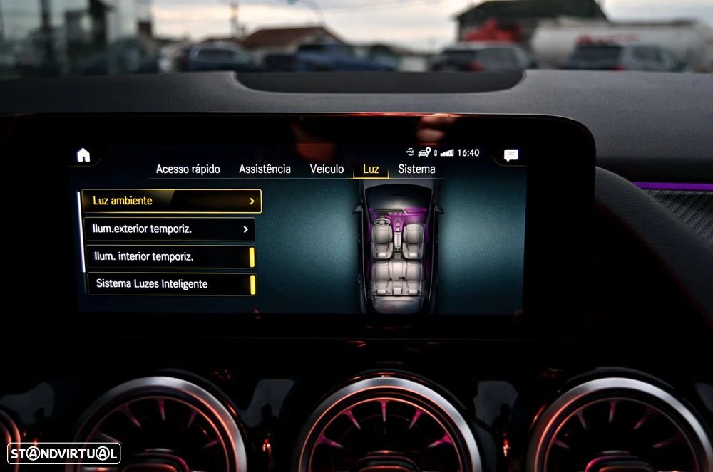 Mercedes-Benz GLA 250 e AMG Line - 36