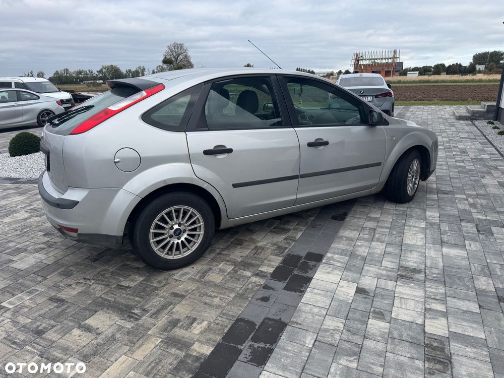 Ford Focus 1.6 FX Silver - 3