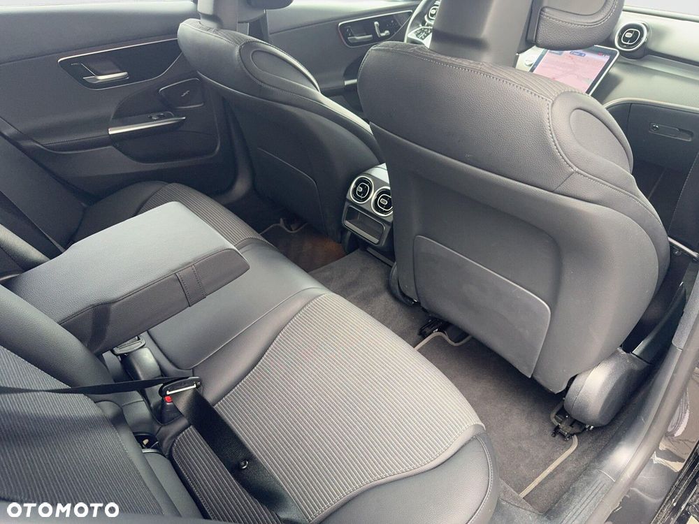 Mercedes-Benz Klasa C 200 d mHEV Avantgarde - 23