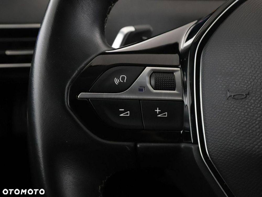 Peugeot 3008 1.6 PureTech Hybrid PHEV Allure Pack S&S EAT8 - 33