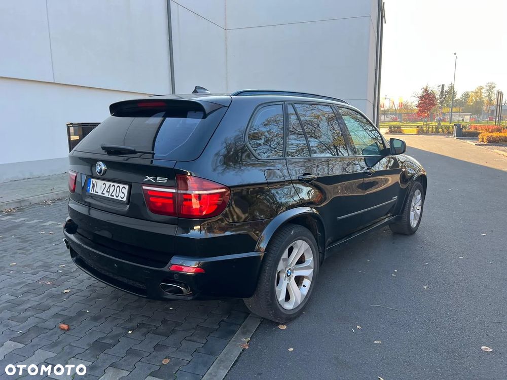 BMW X5 4.8i xDrive - 12