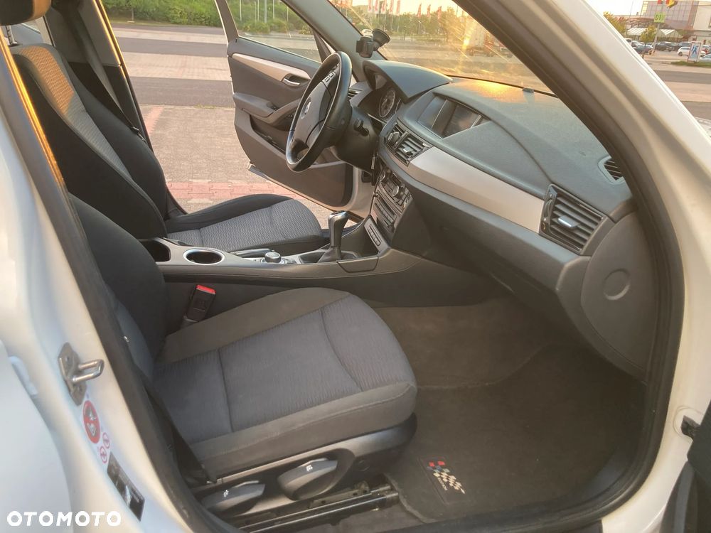 BMW X1 sDrive18d - 16