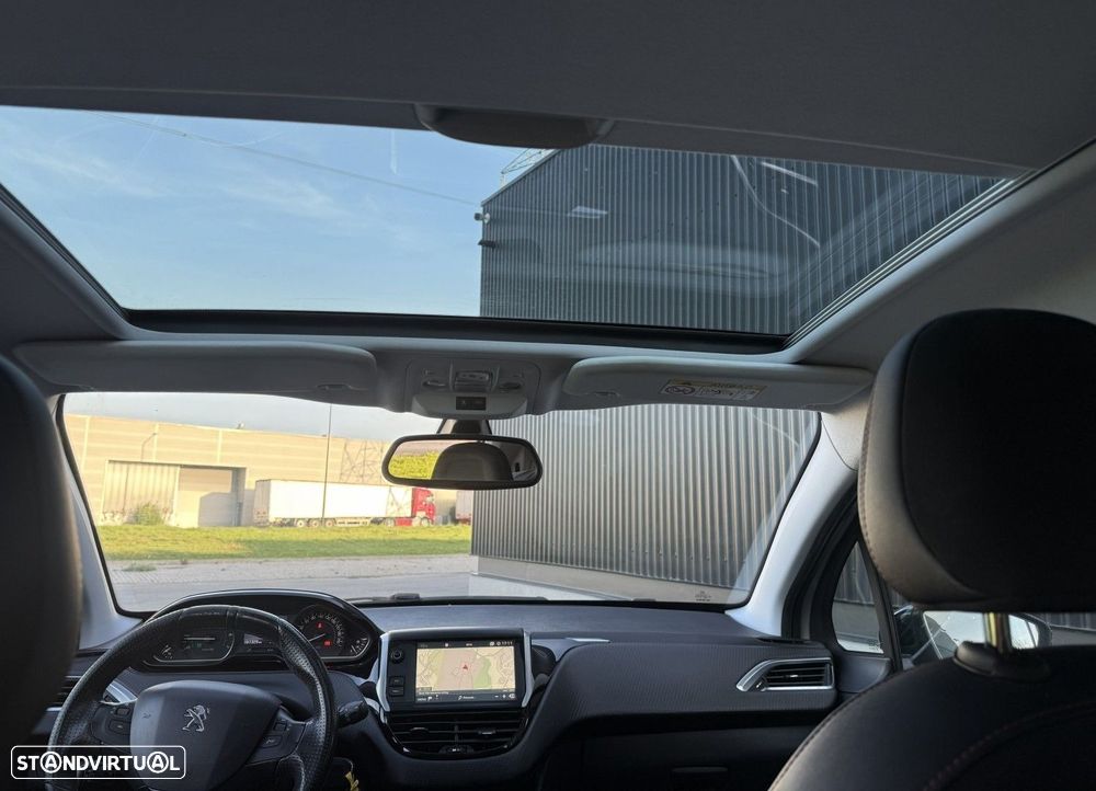 Peugeot 208 1.2 PureTech GT Line EAT6 - 16