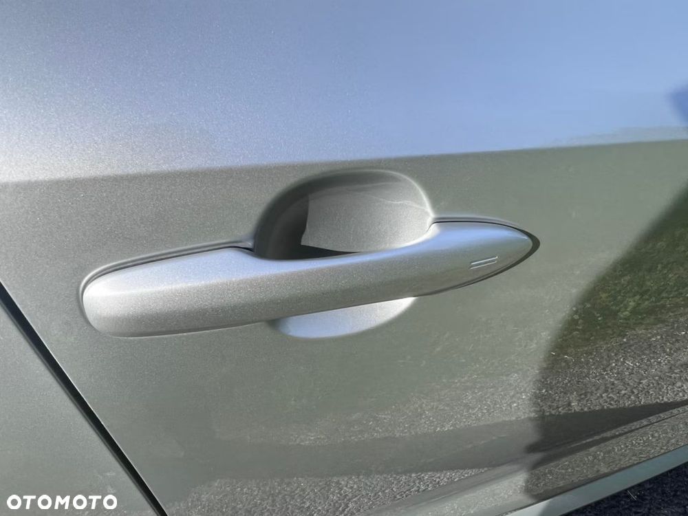 Toyota Corolla 2.0 Hybrid Executive - 14