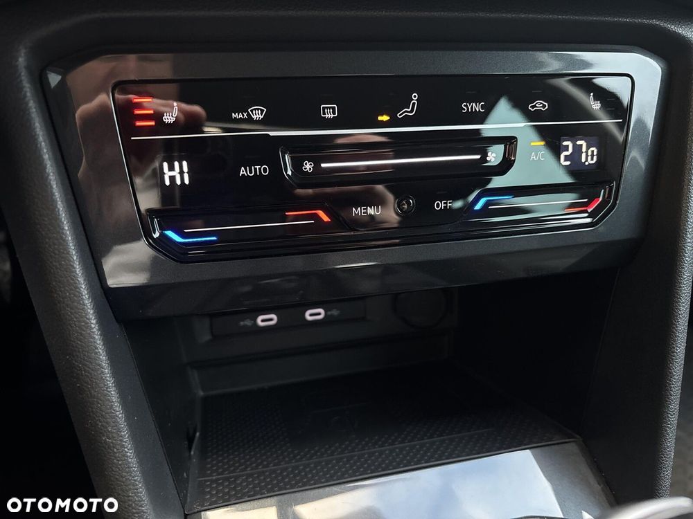 Volkswagen Tiguan 2.0 TDI SCR 4Mot Elegance DSG - 16