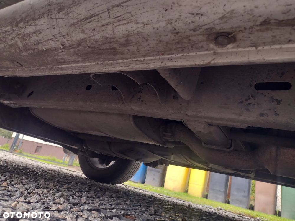 Mercedes-Benz ML - 26