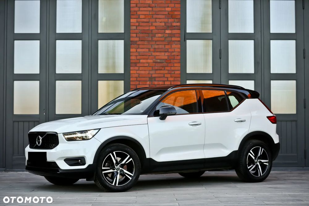 Volvo XC 40 D4 AWD Geartronic R-Design - 8