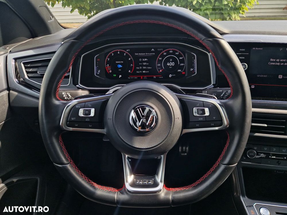 Volkswagen Polo 2.0 TSI DSG GTI - 5