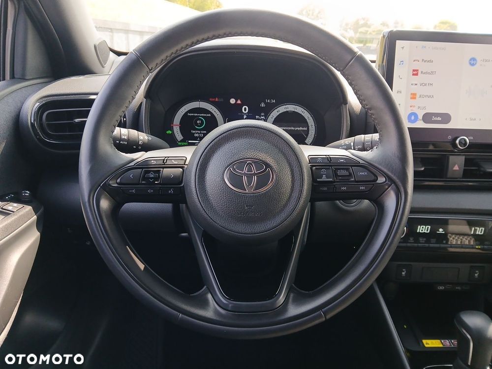 Toyota Yaris Hybrid 1.5 Premiere Edition - 26