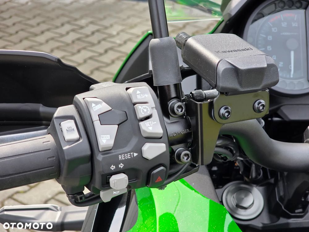 Kawasaki Versys 1000 - 15