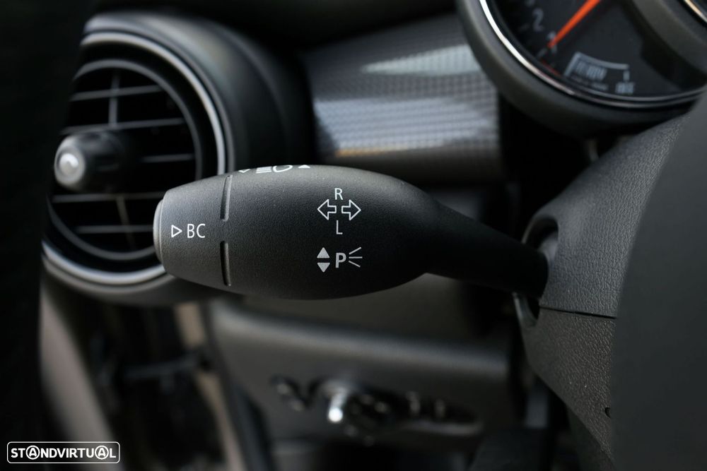 MINI 5 Portas Cooper Sport Edition - 11