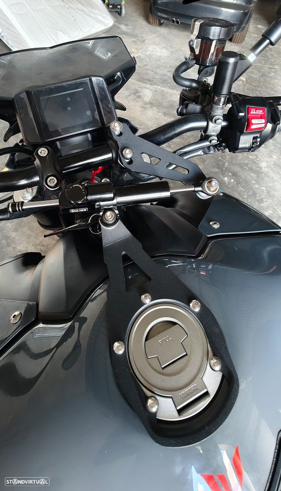 Yamaha MT-09 - 12