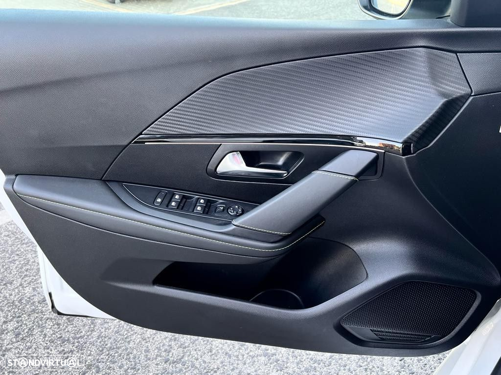Peugeot e-208 50 kWh GT Pack - 24