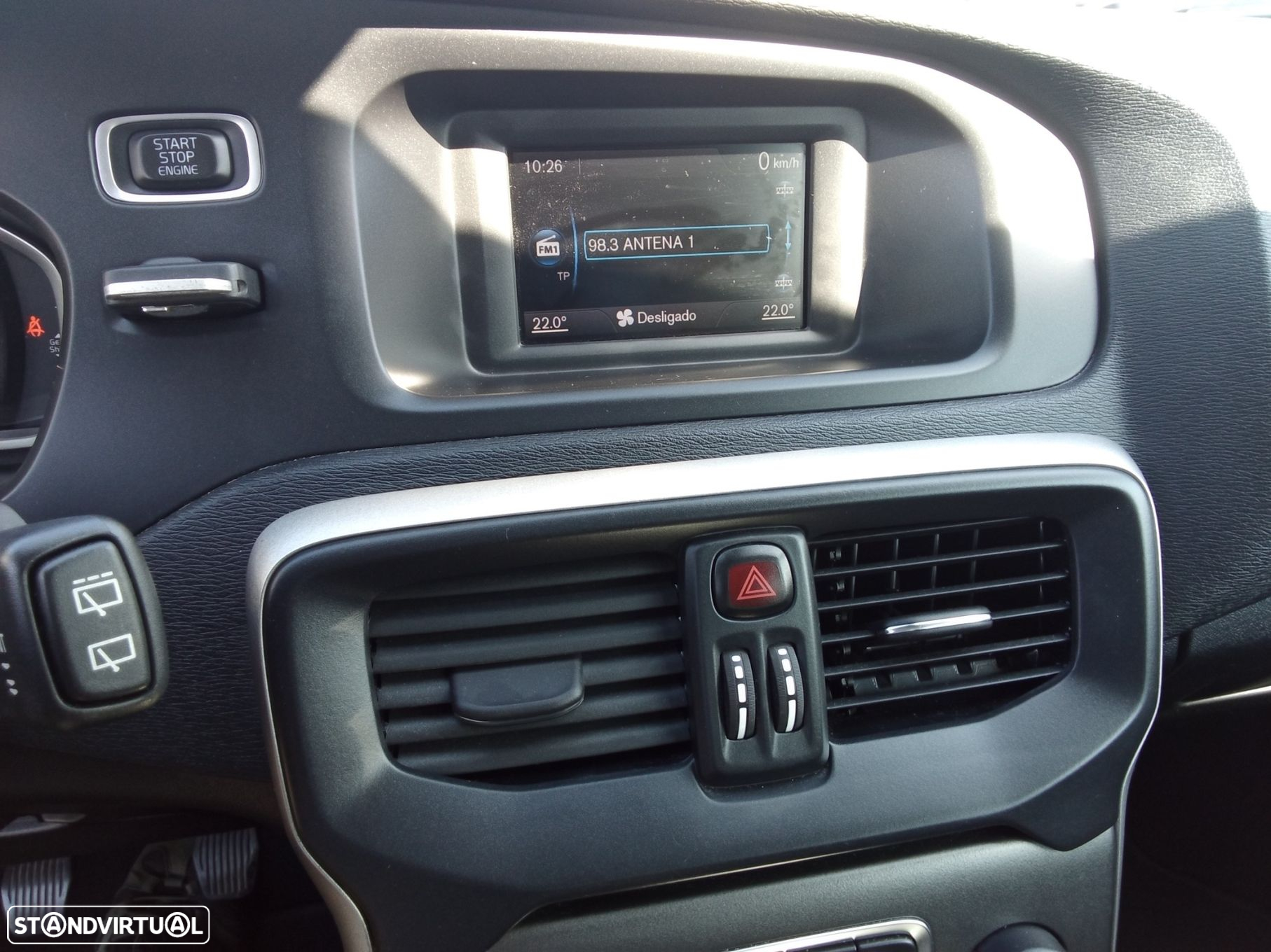 Volvo V40 2.0 D2 Momentum - 14