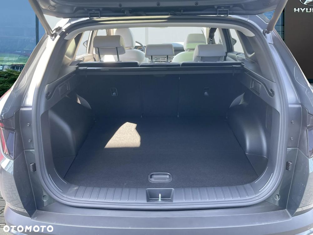 Hyundai Tucson 1.6 T-GDi HEV Platinum 2WD - 17