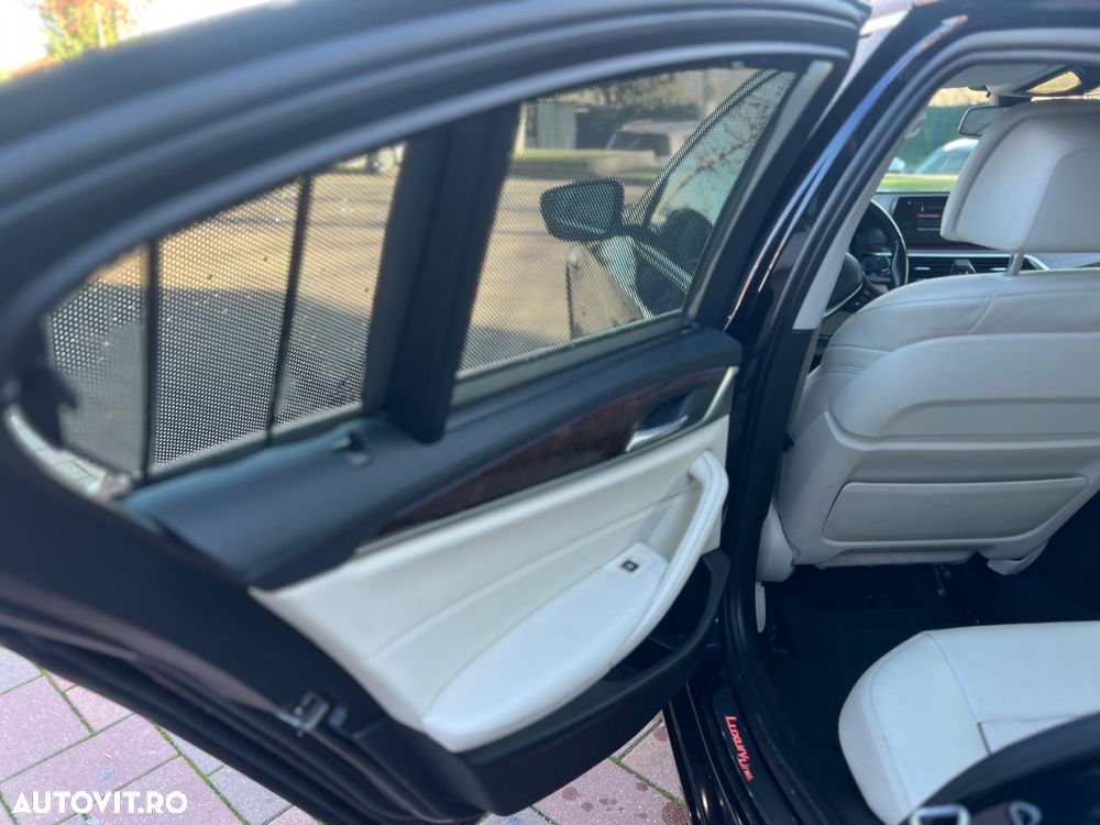 BMW Seria 5 540i Aut. Luxury Line - 11