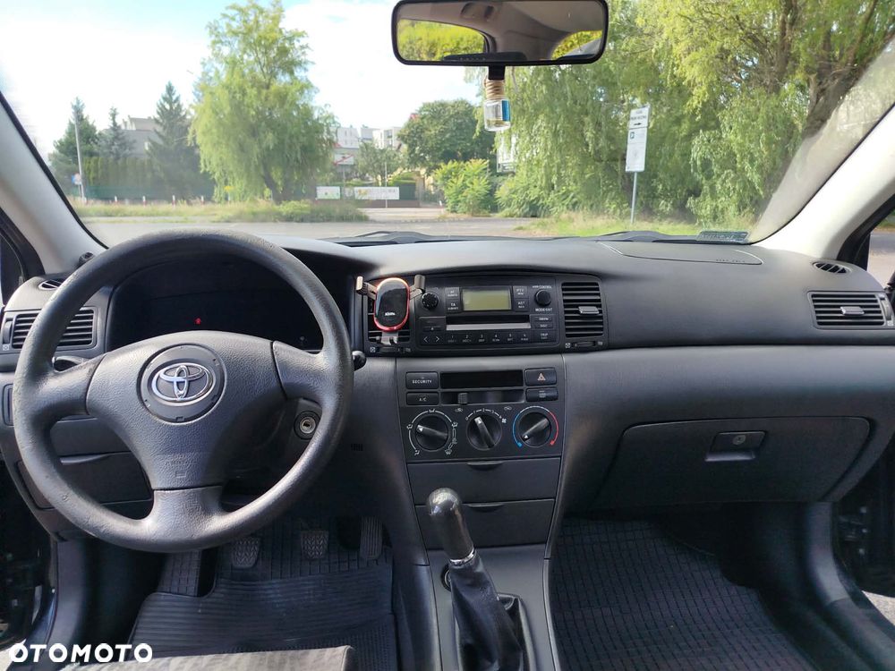 Toyota Corolla - 6