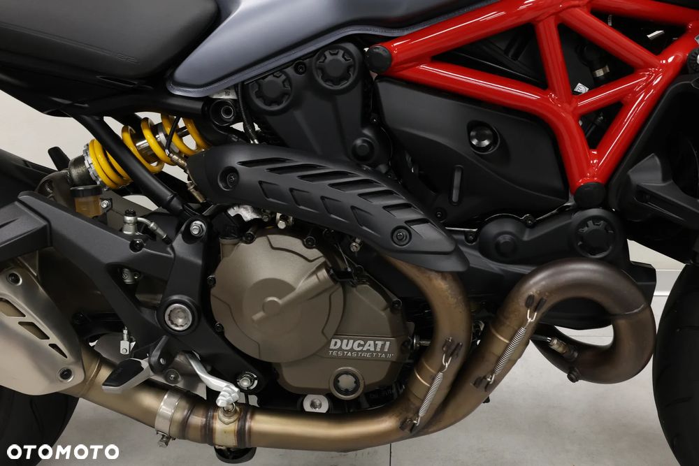 Ducati Monster - 30