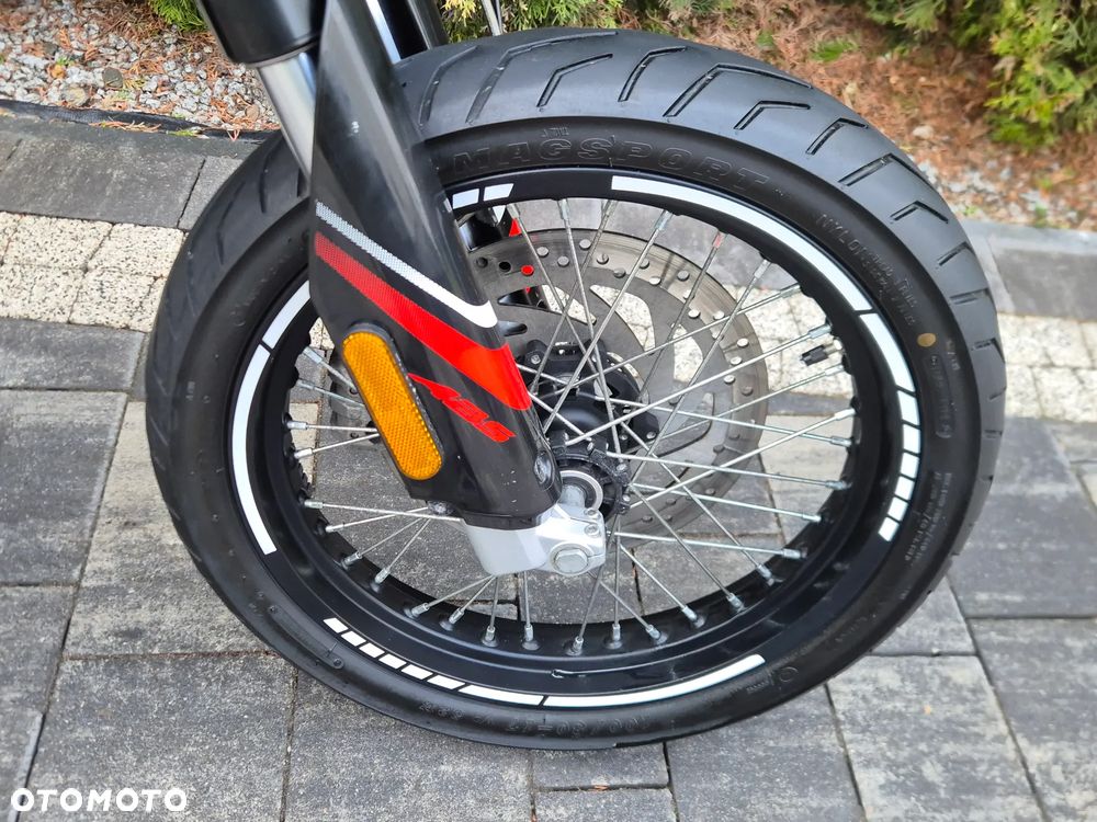 Aprilia SX - 10