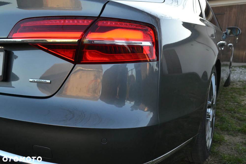 Audi A8 4.2 TDI DPF (clean diesel) quattro tiptronic Lang - 28