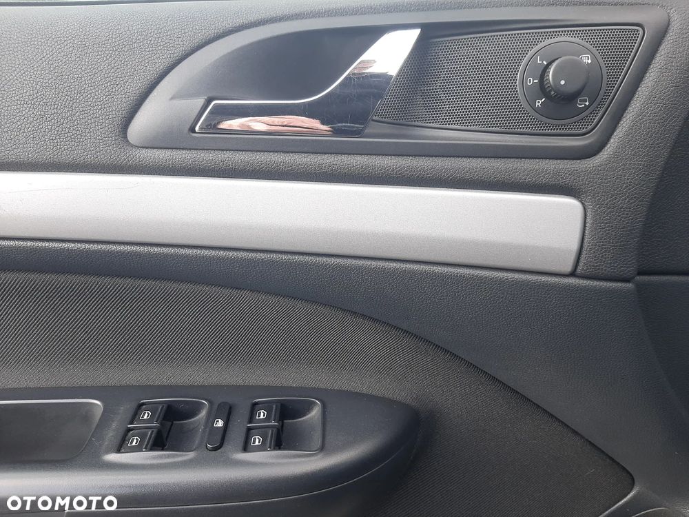 Skoda Octavia 1.6 TDI DPF FAMILY - 15