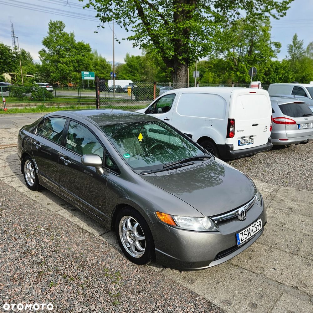 Honda Civic 1.8i-VTEC Automatik Executive - 5