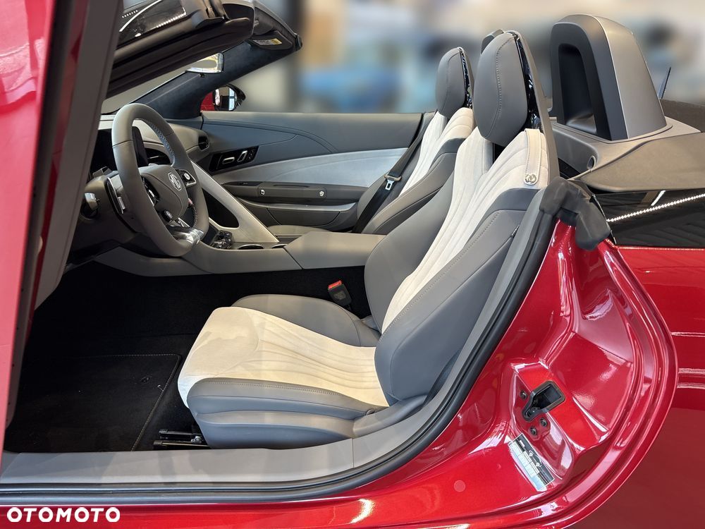 MG Cyberster 77kWh AWD Czarny Dach - 14