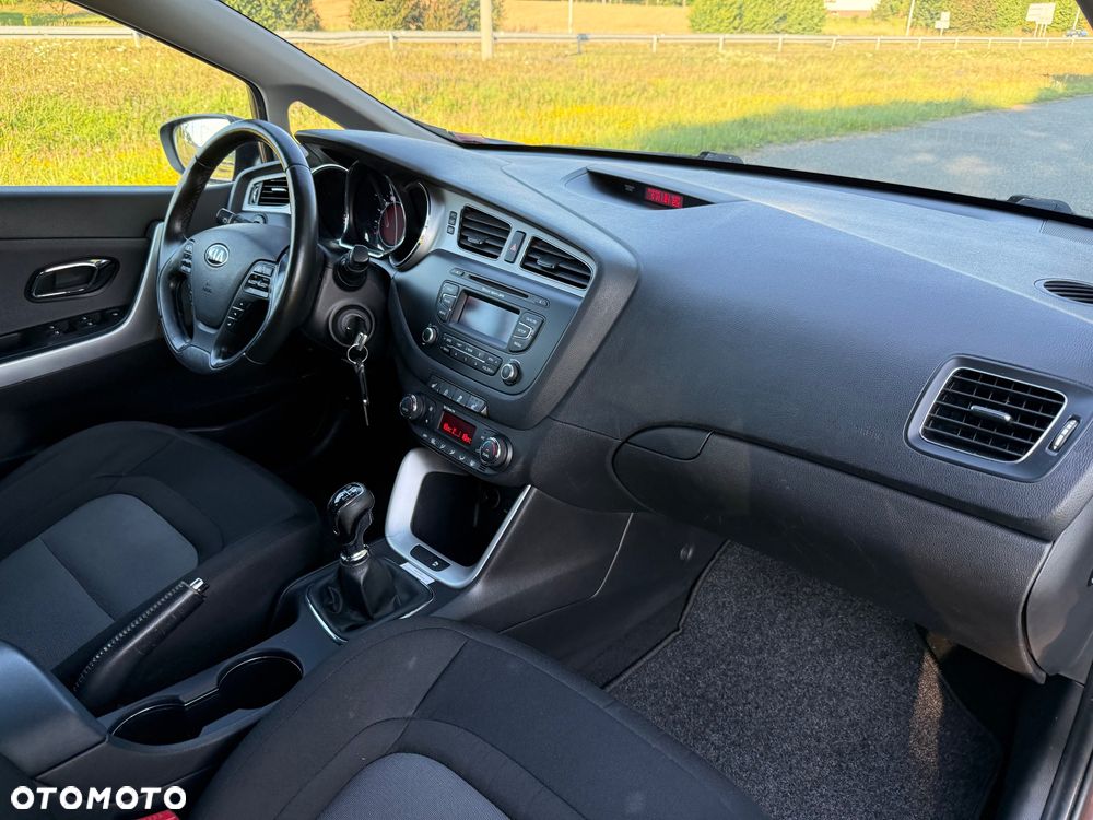Kia Ceed 1.6 GDI Platinum Edition - 31