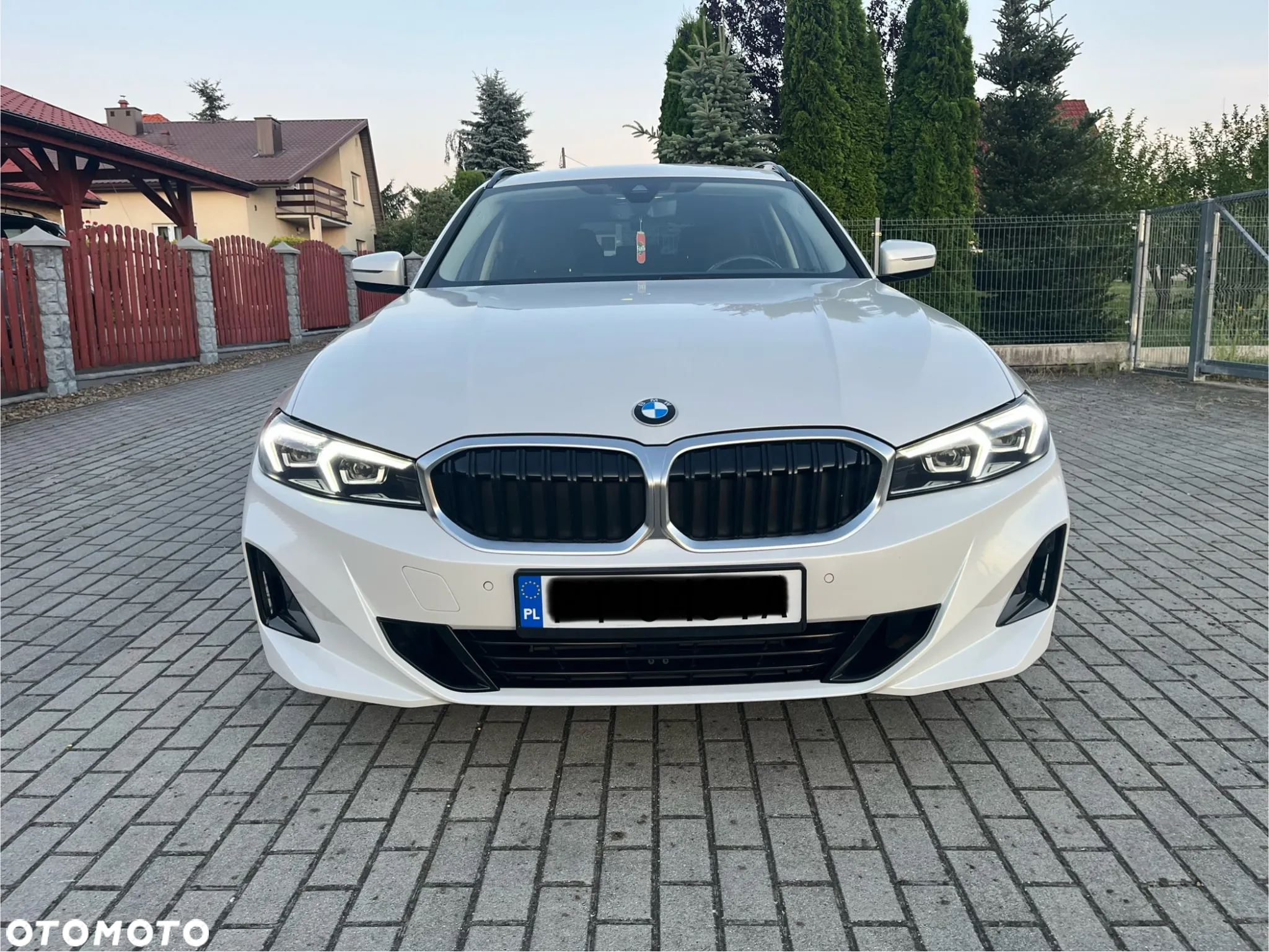 BMW Seria 3 320d Touring - 2