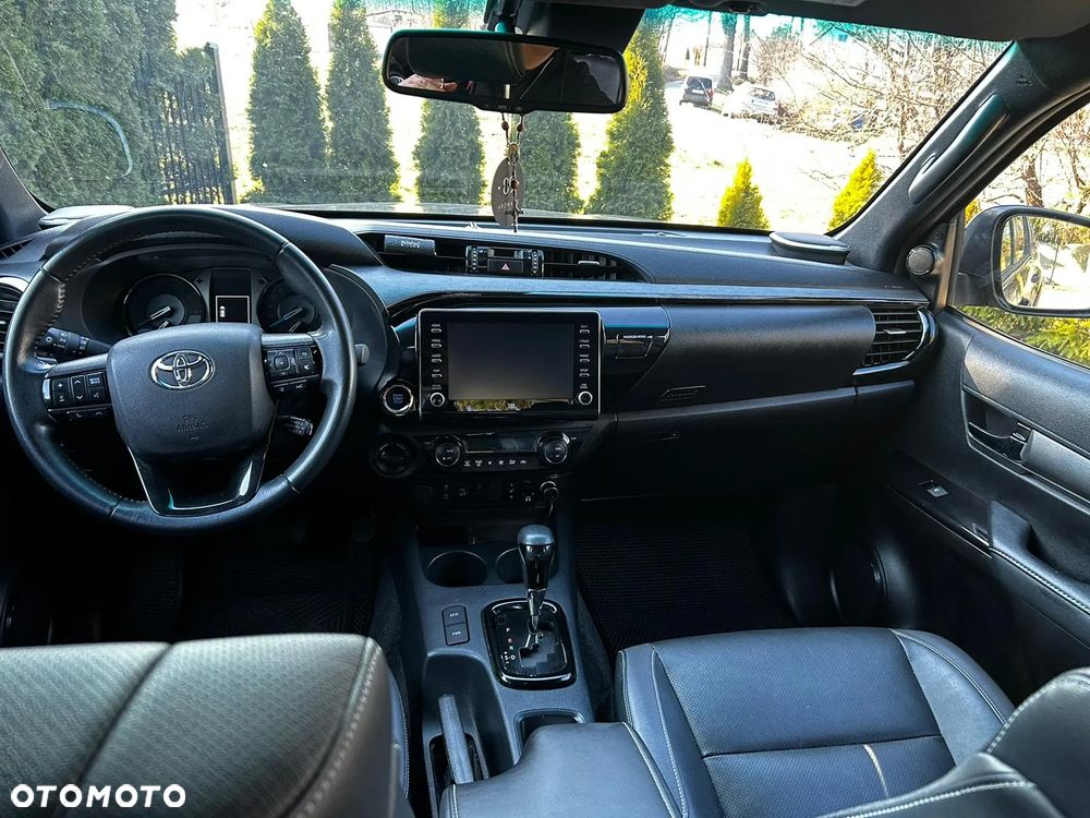 Toyota Hilux 2.8 D-4D Double Cab Invincible 4x4 - 14