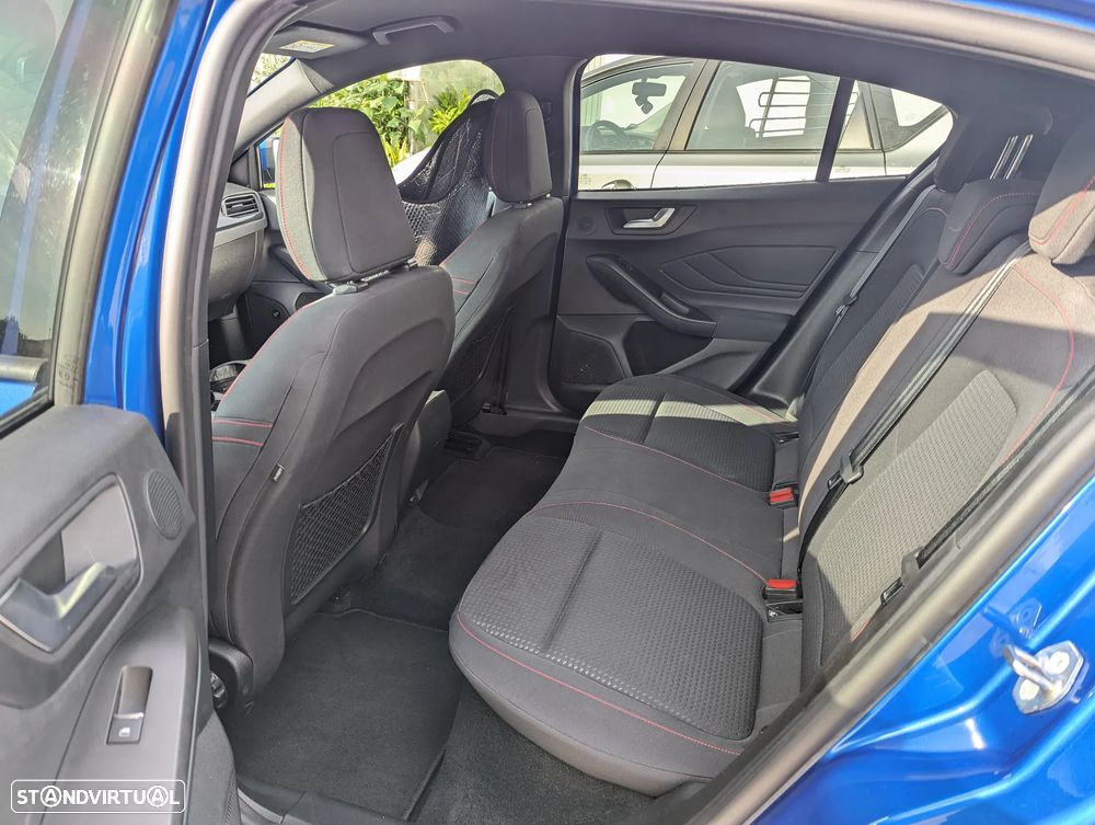 Ford Focus 1.5 TDCi EcoBlue ST-Line Aut. - 10